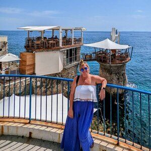 Meet your Posher, Renee